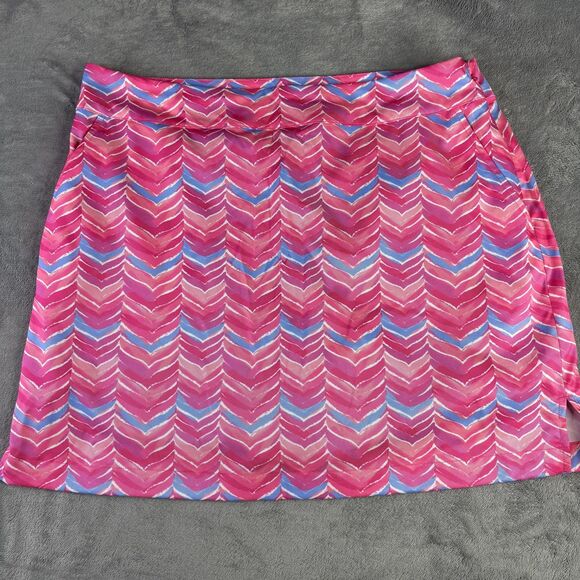 Vineyard Vines Dresses & Skirts - Vineyard Vines Skort Womens 12 Pink Blue Chevron Golf Tennis Stretch Pockets